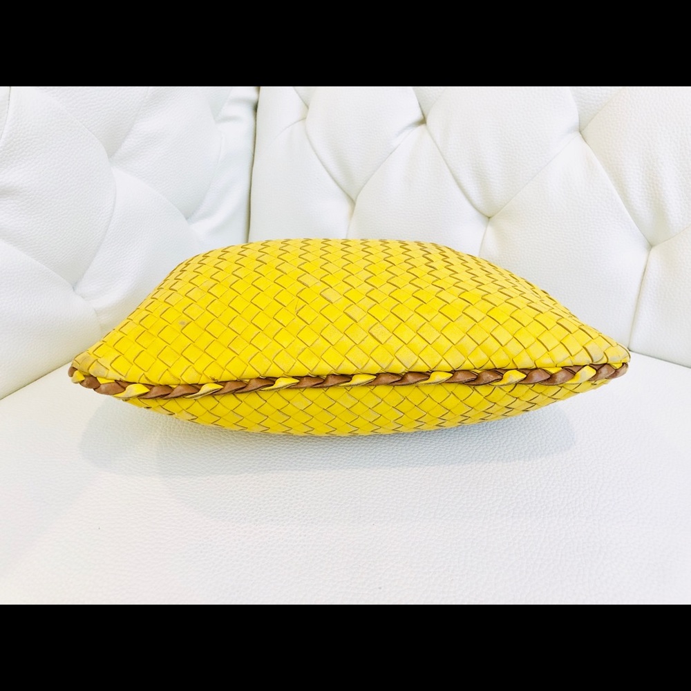 Bottega Veneta Yellow Woven Leather Hobo - Picture 4 of 12